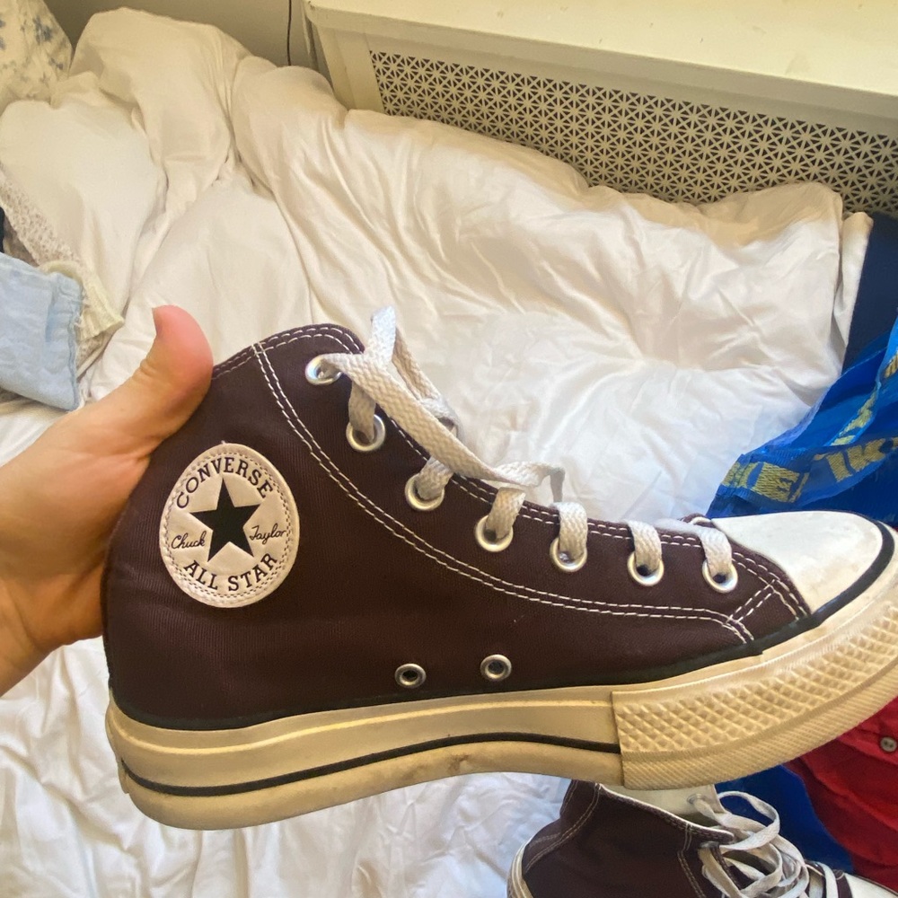 COPY - Brown size 7 converse, used lightly very good condition